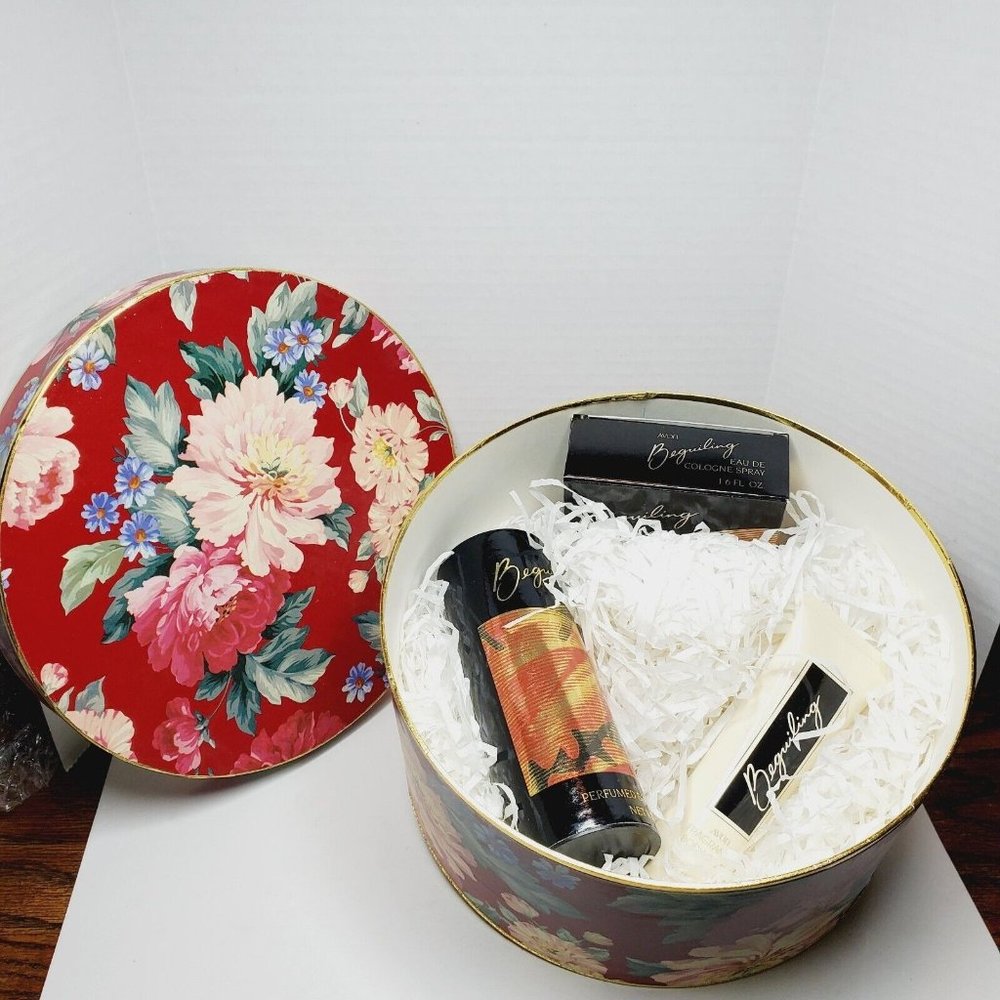 Vintage Avon Beguiling Gift Set Cologne Spray Perfume Body Talc Creme Hat Box 87